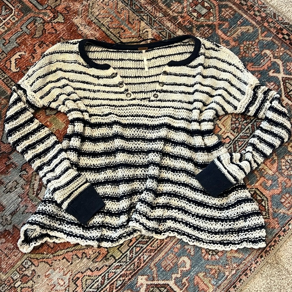 FREE PEOPLE loop knit sweater